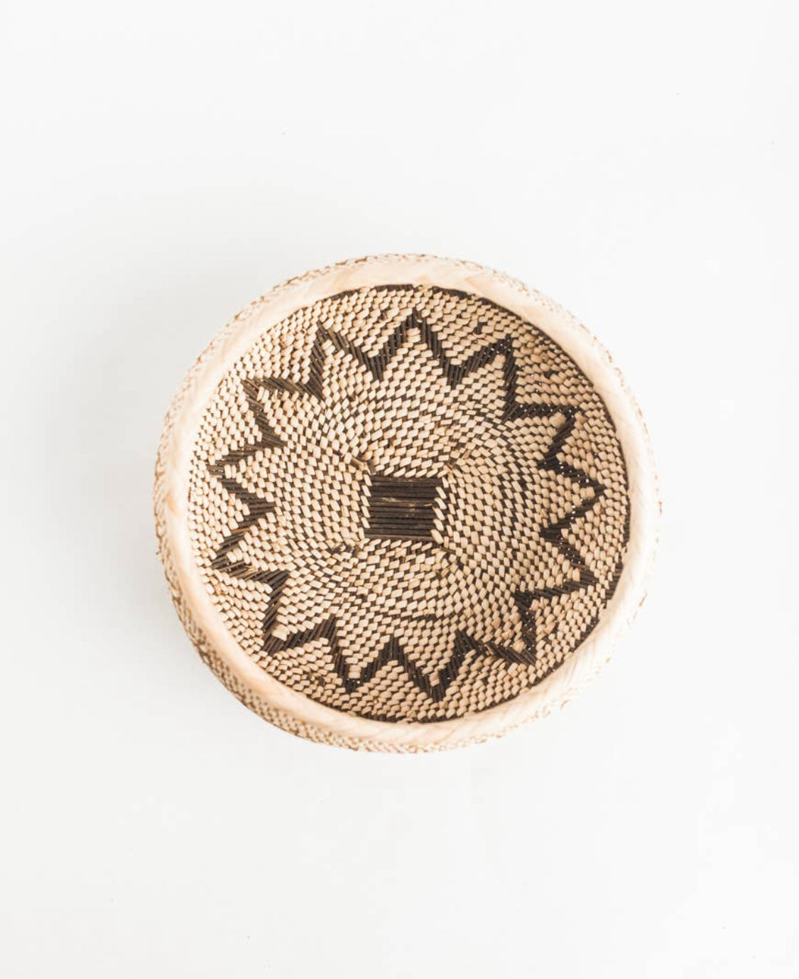 “GEOGINA” Handwoven Basket