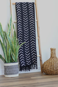 “AMINATA” Throw Blanket