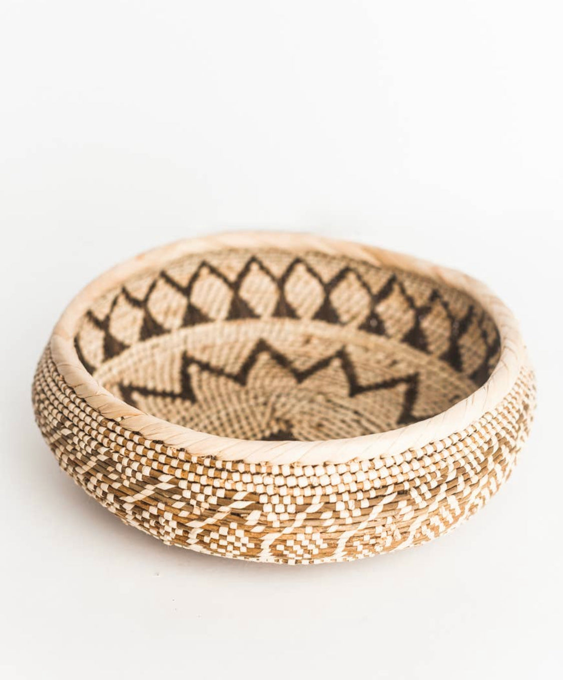 “MEGAI” Handwoven Basket